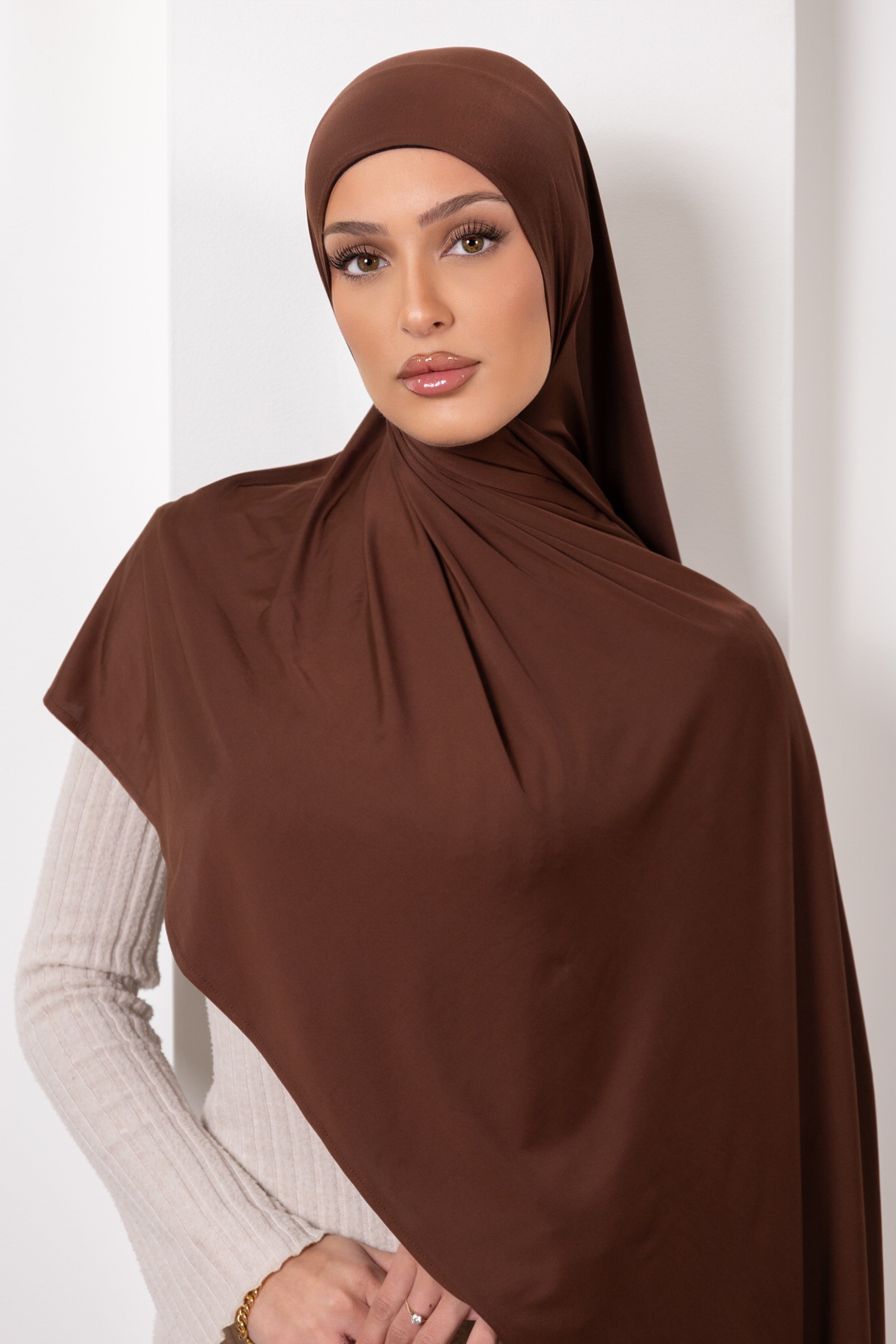 LIQUID JERSEY CHOCOLATE CAP HIJAB SET