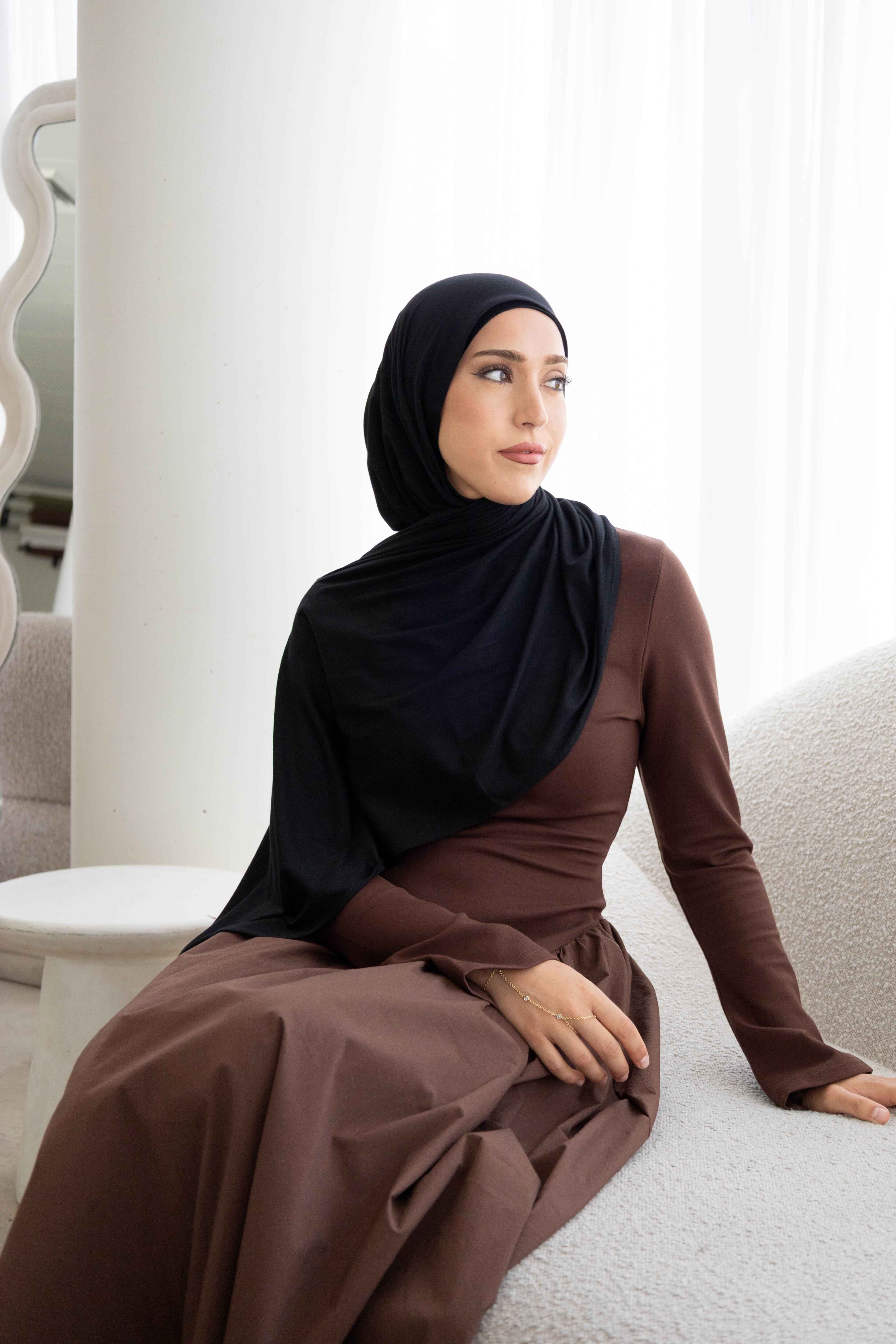 LIQUID JERSEY BLACK CAP HIJAB SET