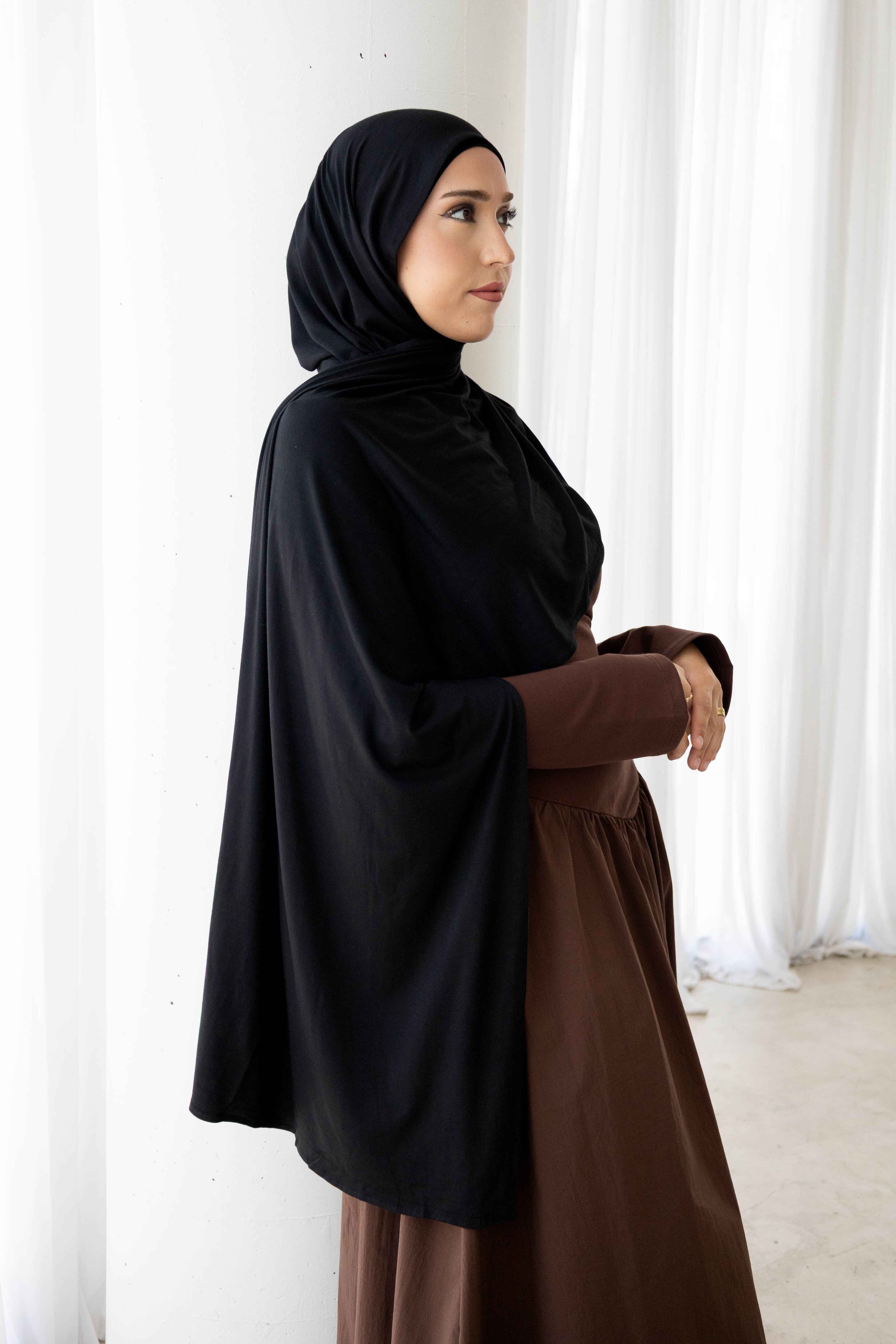 LIQUID JERSEY BLACK CAP HIJAB SET