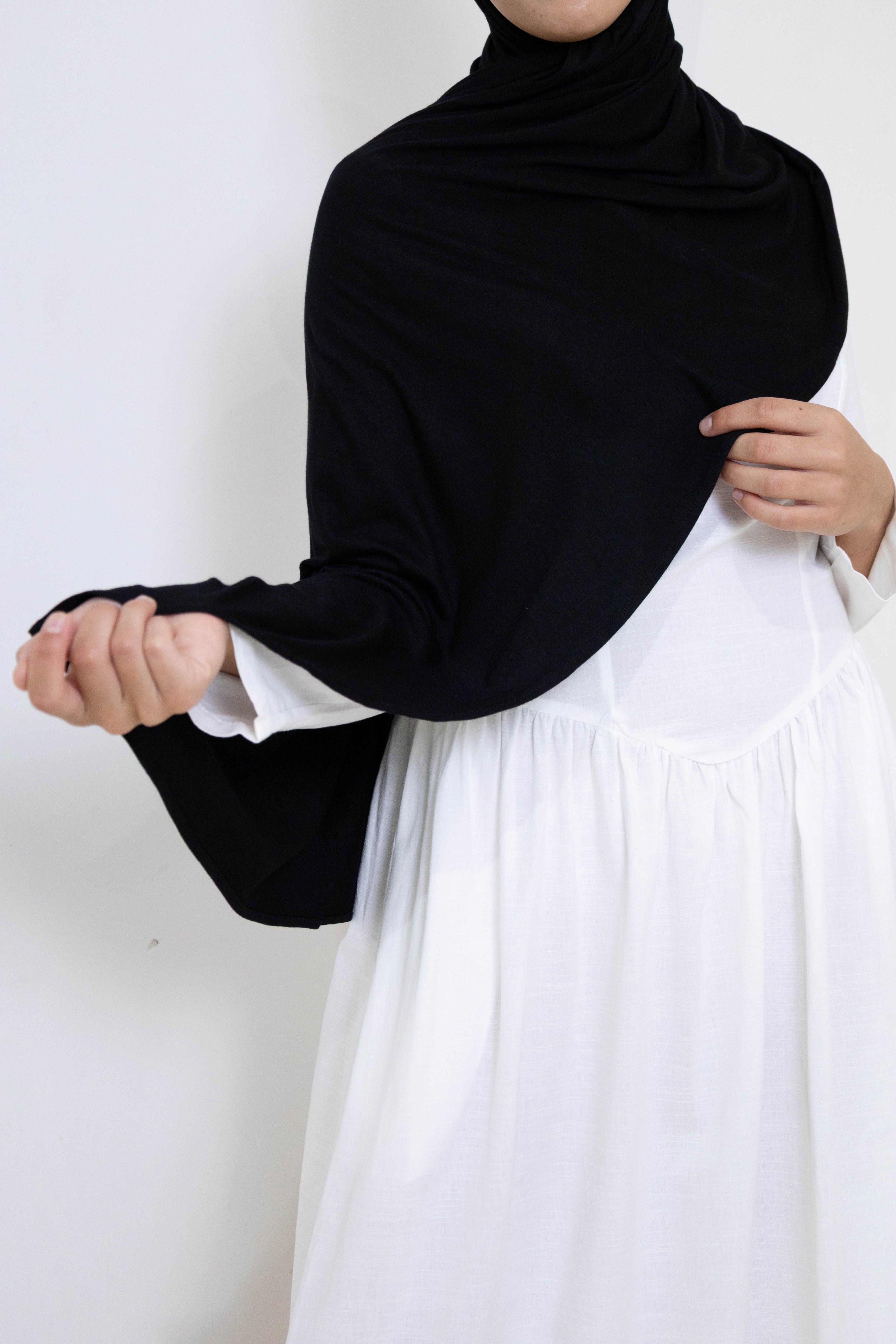 Jersey Hijab Midnight with Matching Cap