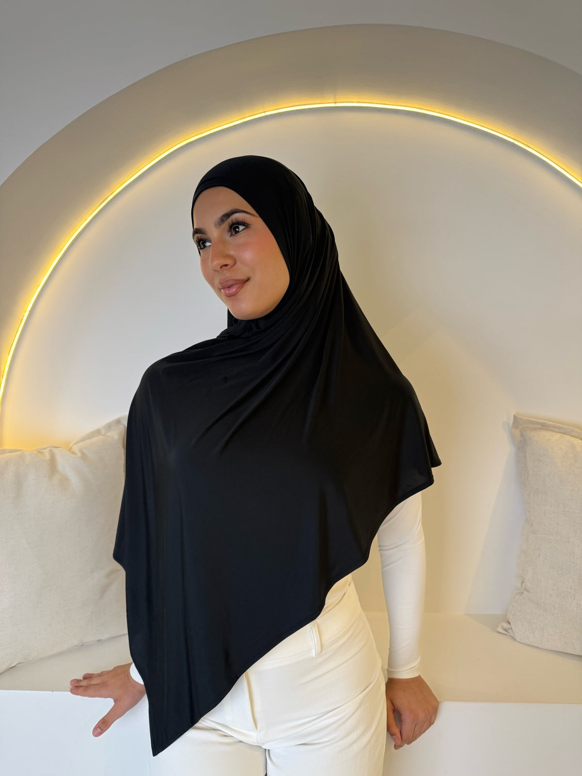 LIQUID  JERSEY BLACK HIJAB SET