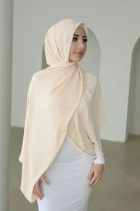 Finest Hijab Buttermilk w Matching Cap